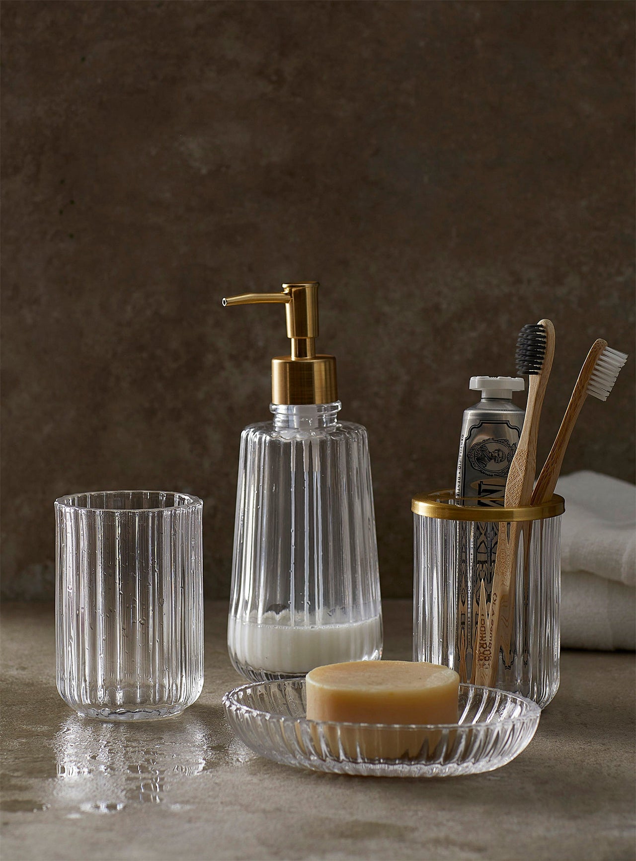 Gold accent glass accessories