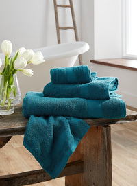 Thumbnail for Extra-value colour towels