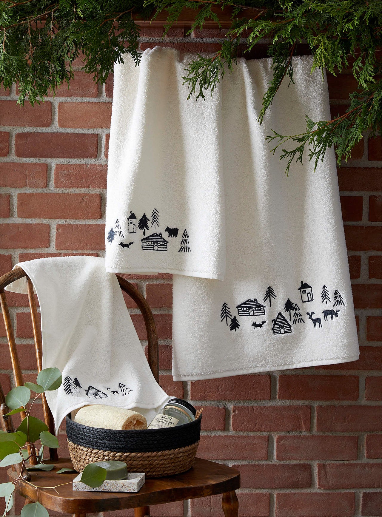 Cottage embroidery towels