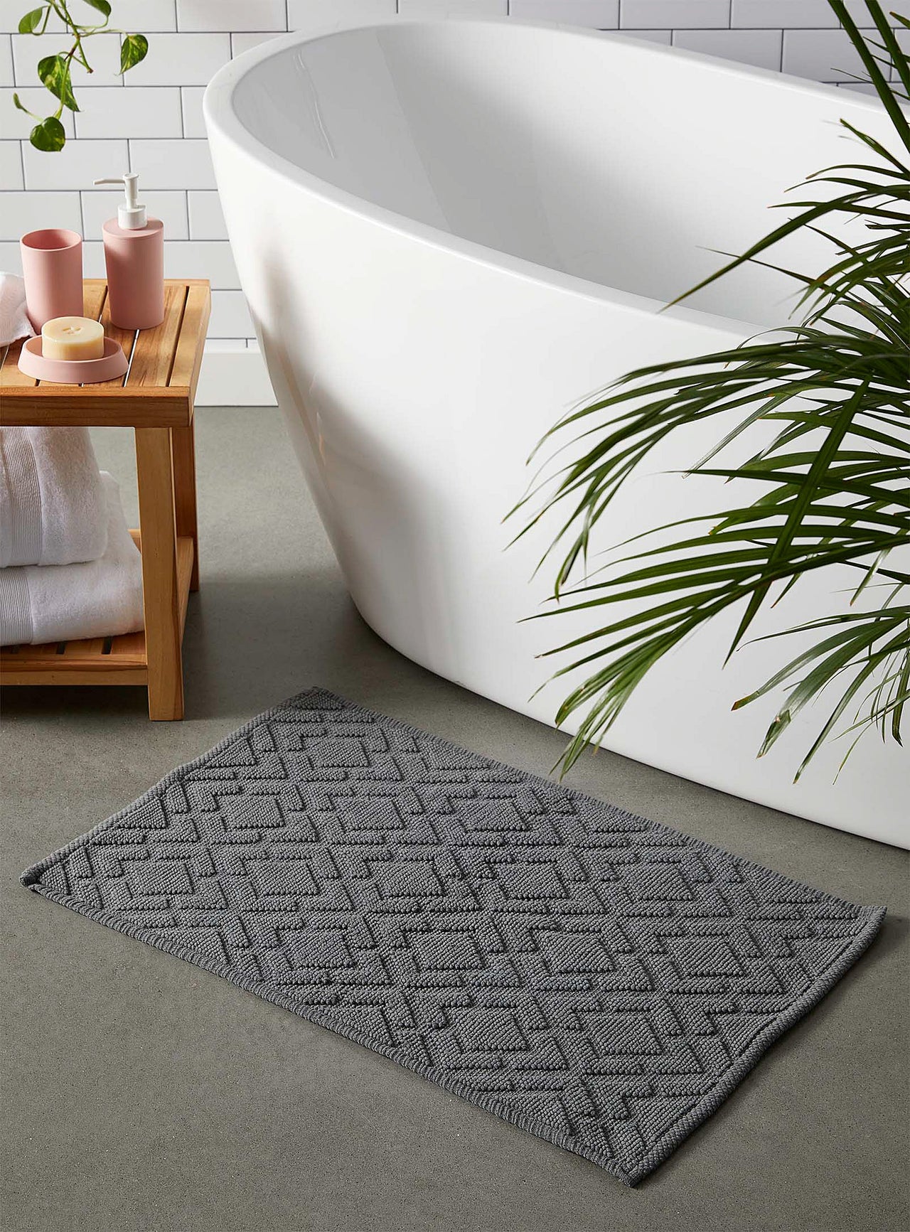 Embossed diamond bath mat