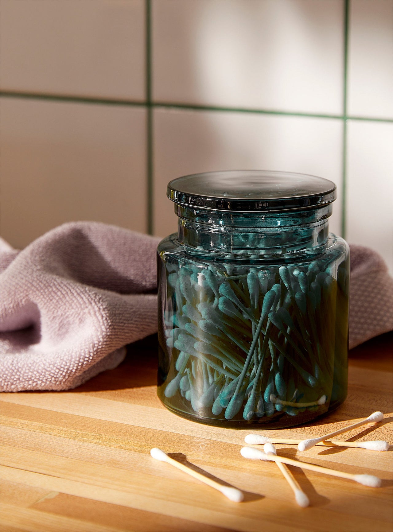 Translucent glass jar