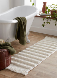 Long textured volume bath mat