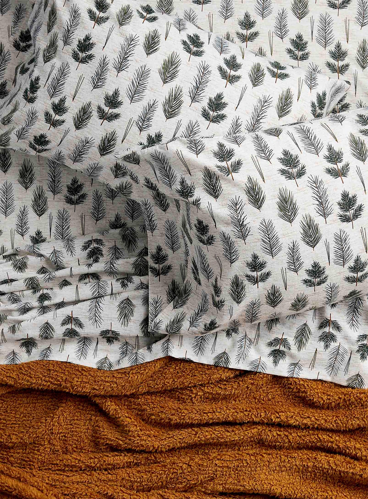 Pine forest flannel sheet set