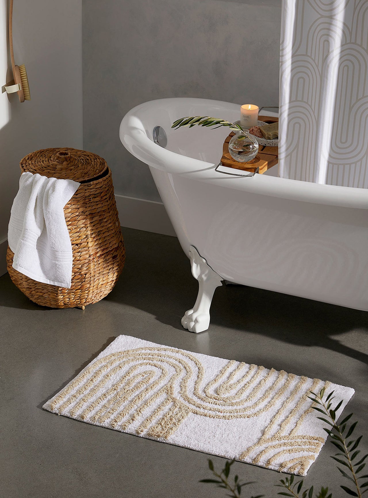 Retro lines bath mat