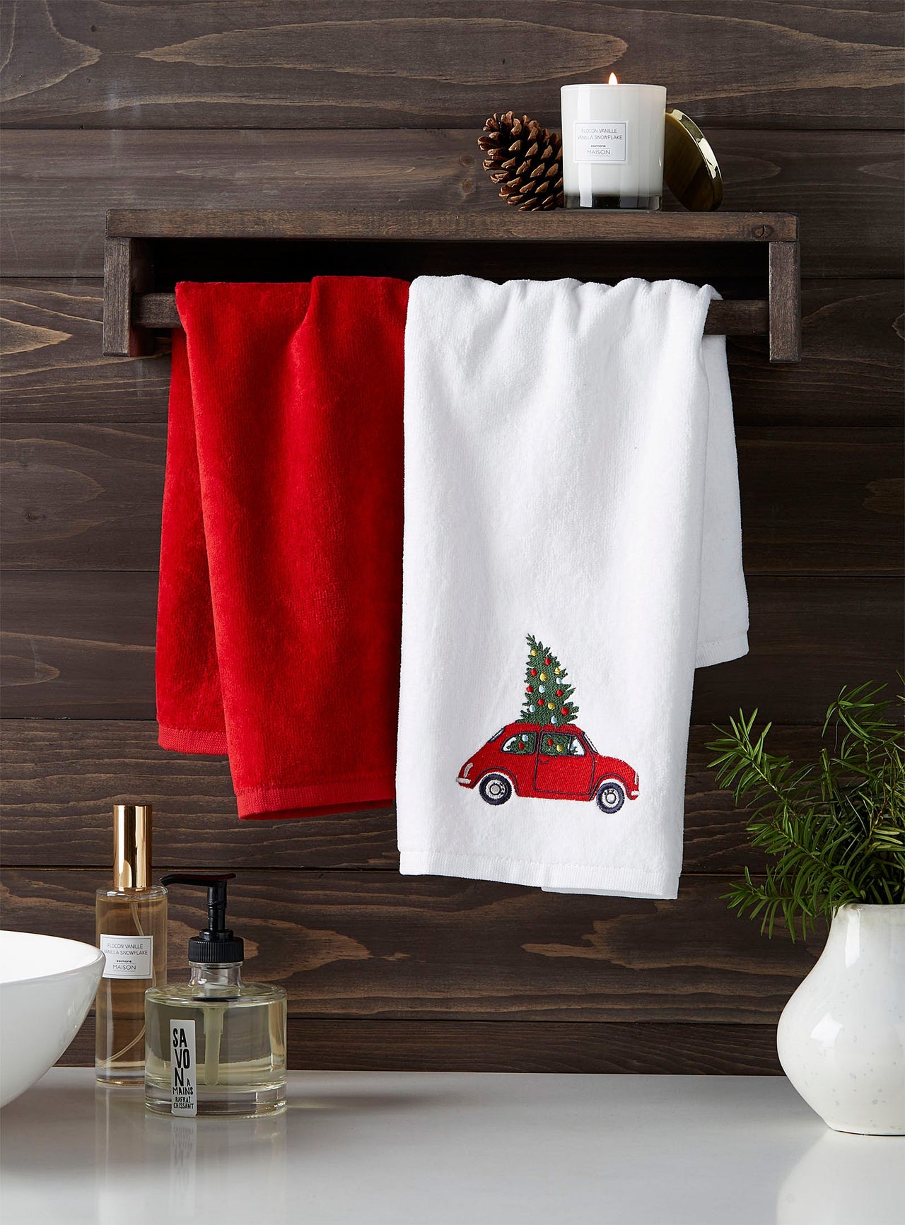 Bring home the tree hand towels