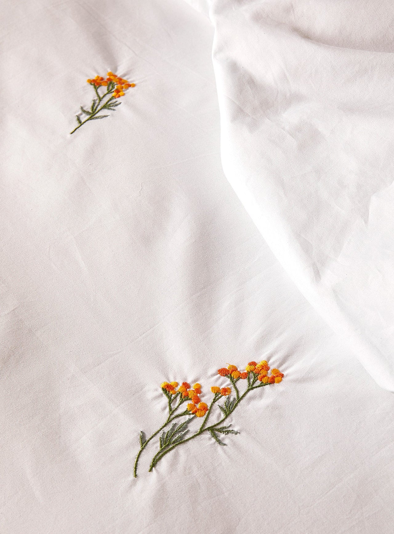 Embroidered flora duvet cover set